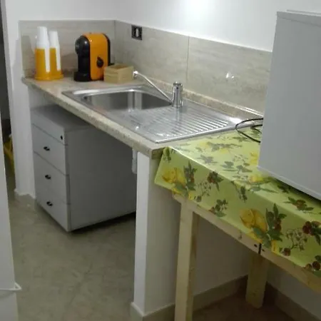 Guest house Camera 600 Mt Policlinico Messina